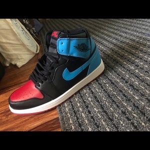 Air Jordan 1 UNC to Chicago size 11 W